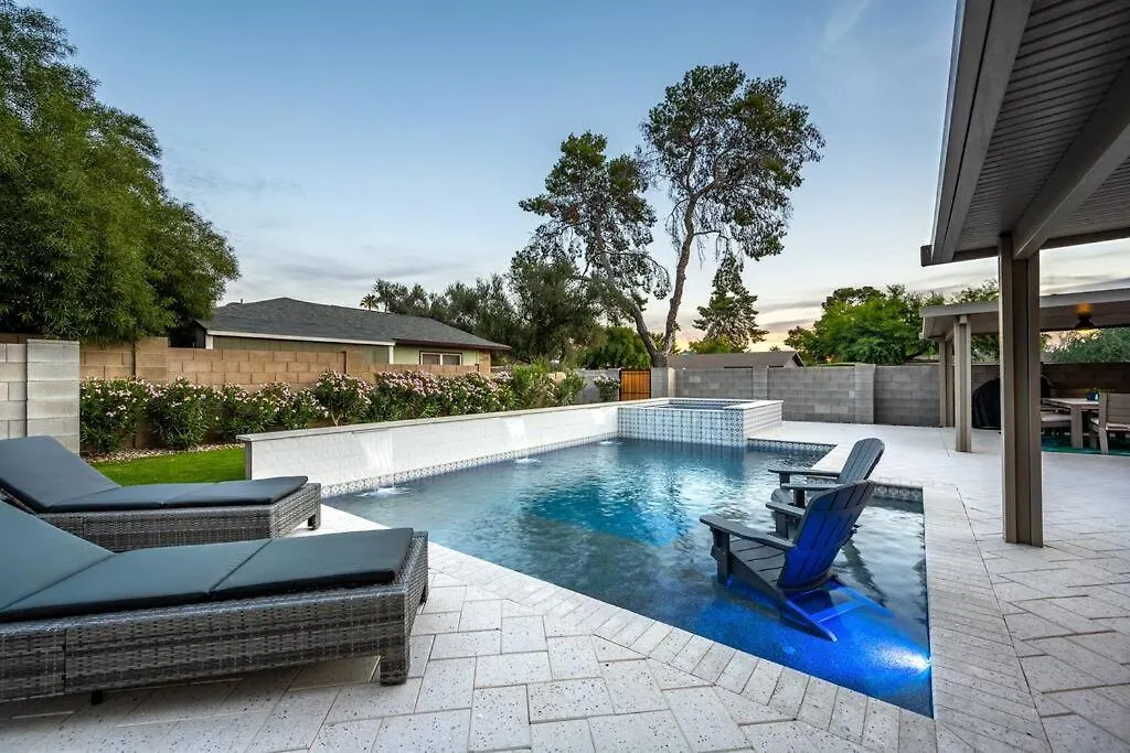 Dos Cacti Outdoor Oasis, Heated Pool, Spa, Bikes, Ev, Bbq スコッツデール