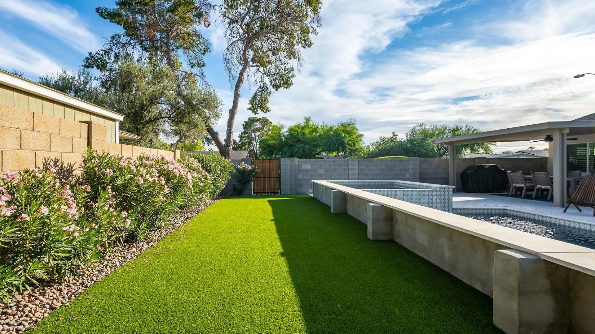別荘 Dos Cacti Outdoor Oasis, Heated Pool, Spa, Bikes, Ev, Bbq スコッツデール